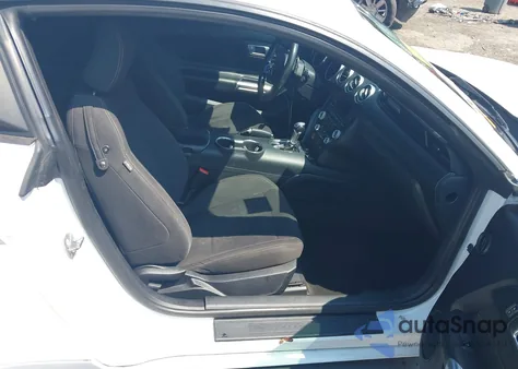 2018 Ford Mustang Ecoboost из США, поврежденный, VIN 1FA6P8TH2J5127686